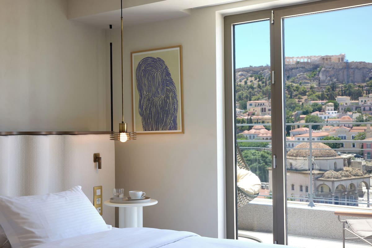 Iris Suite Acropolis View