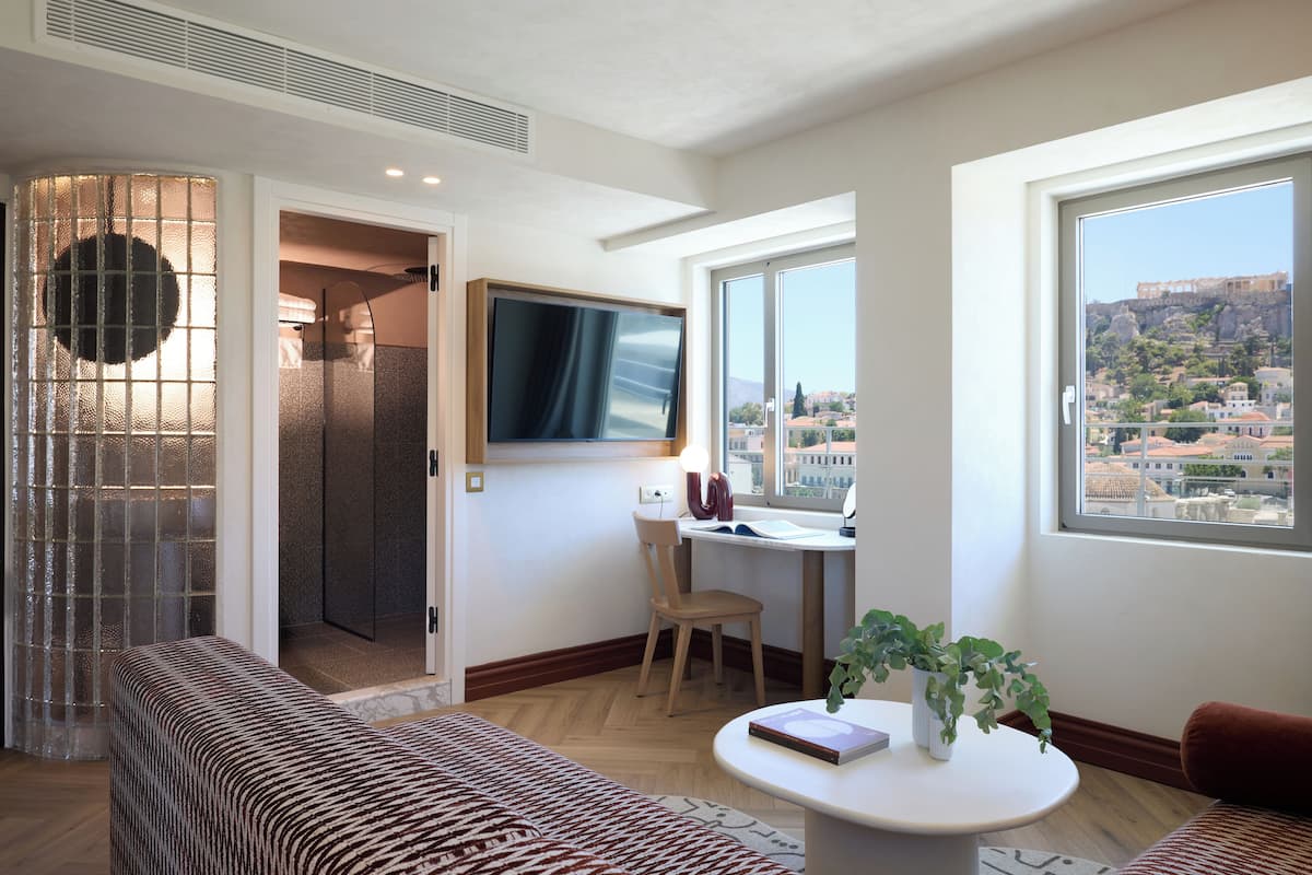 Gaia Suite Acropolis View