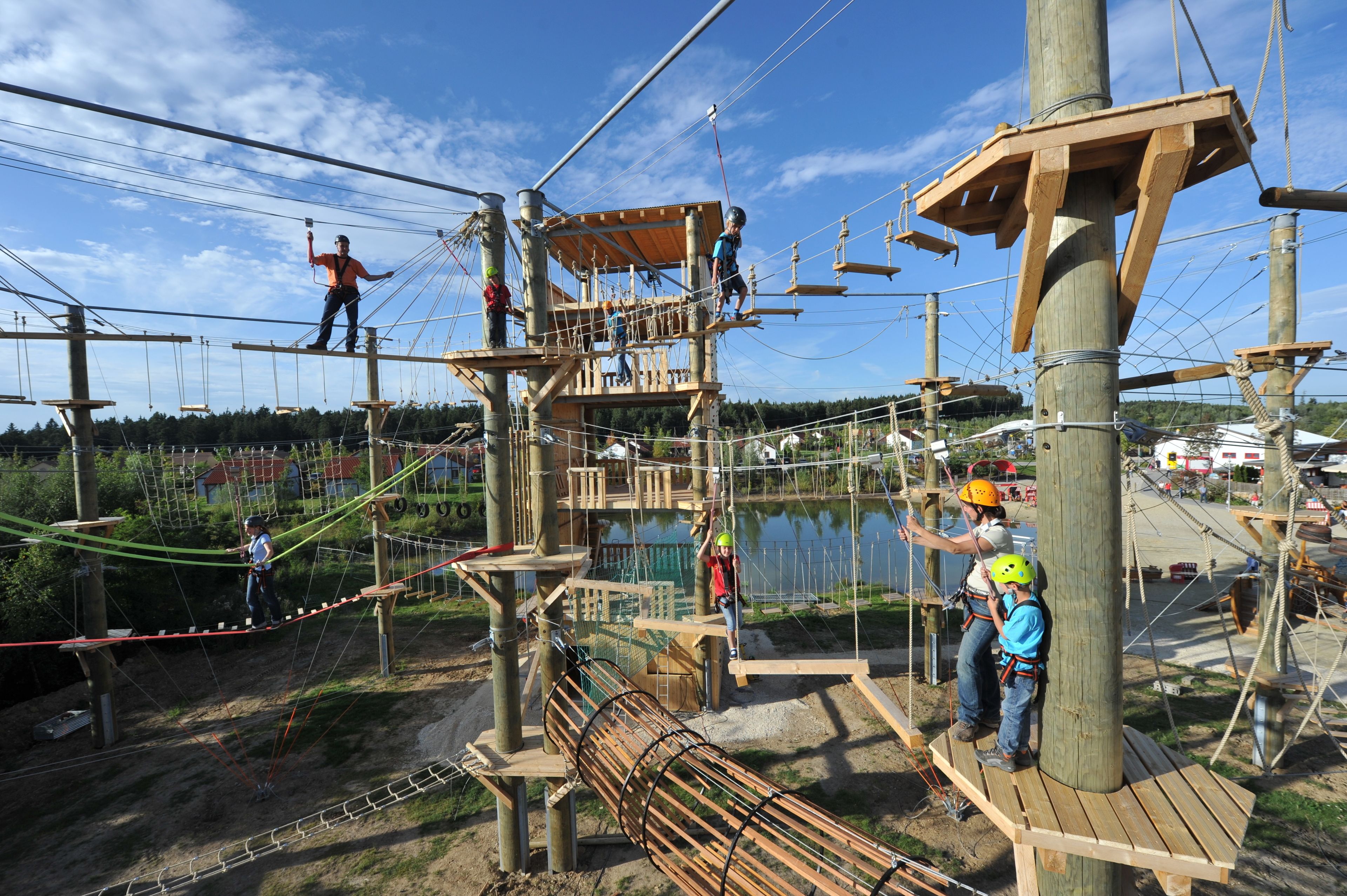 ropes course (team building)