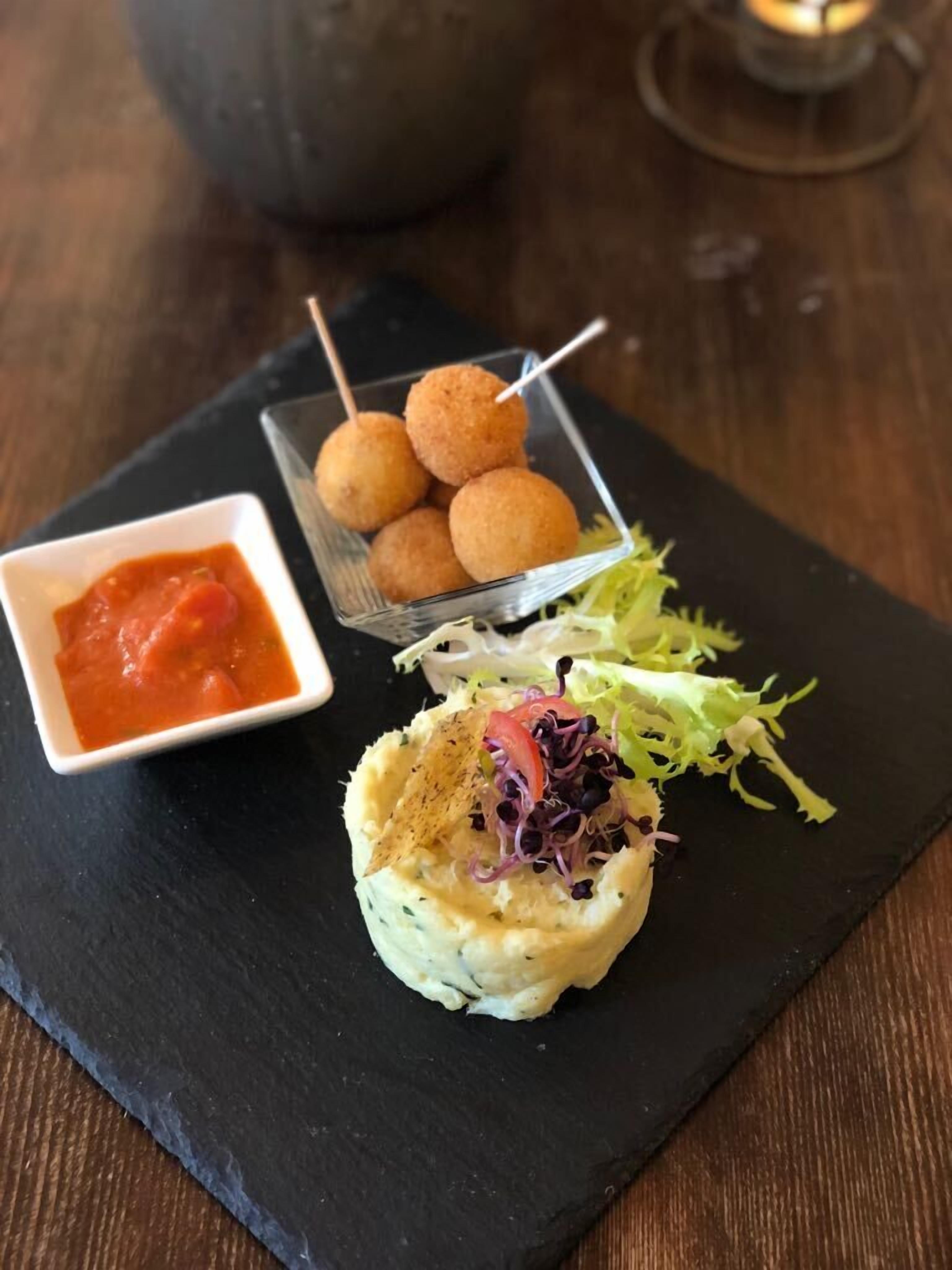 Almoço e jantar