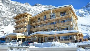 Front of property - La Toviere (Val-d'Isere)