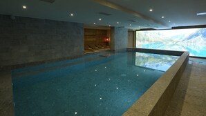 Indoor pool, outdoor pool - La Toviere (Val-d'Isere)