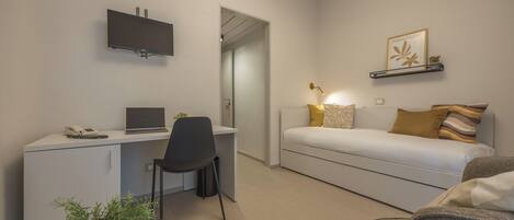 Classic enkelrum | Skrivbord, strykjärn/strykbräda, gratis wi-fi och sängkläder