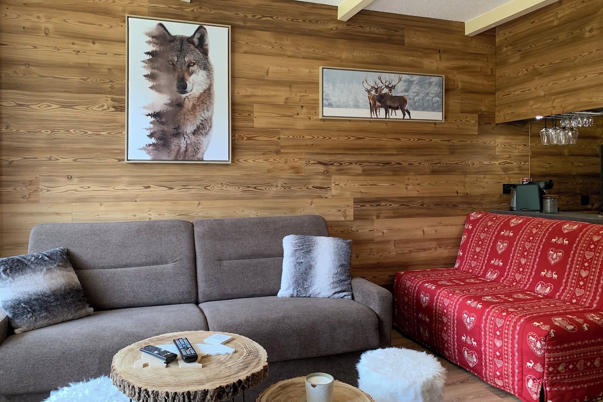 Studio, Mountain View (Pra-loup 1600) | Living area | TV