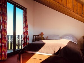 Apartment, 1 Bedroom (Pra-loup 1600) | Individually decorated, blackout drapes - Godille Immobilier (Uvernet-Fours)