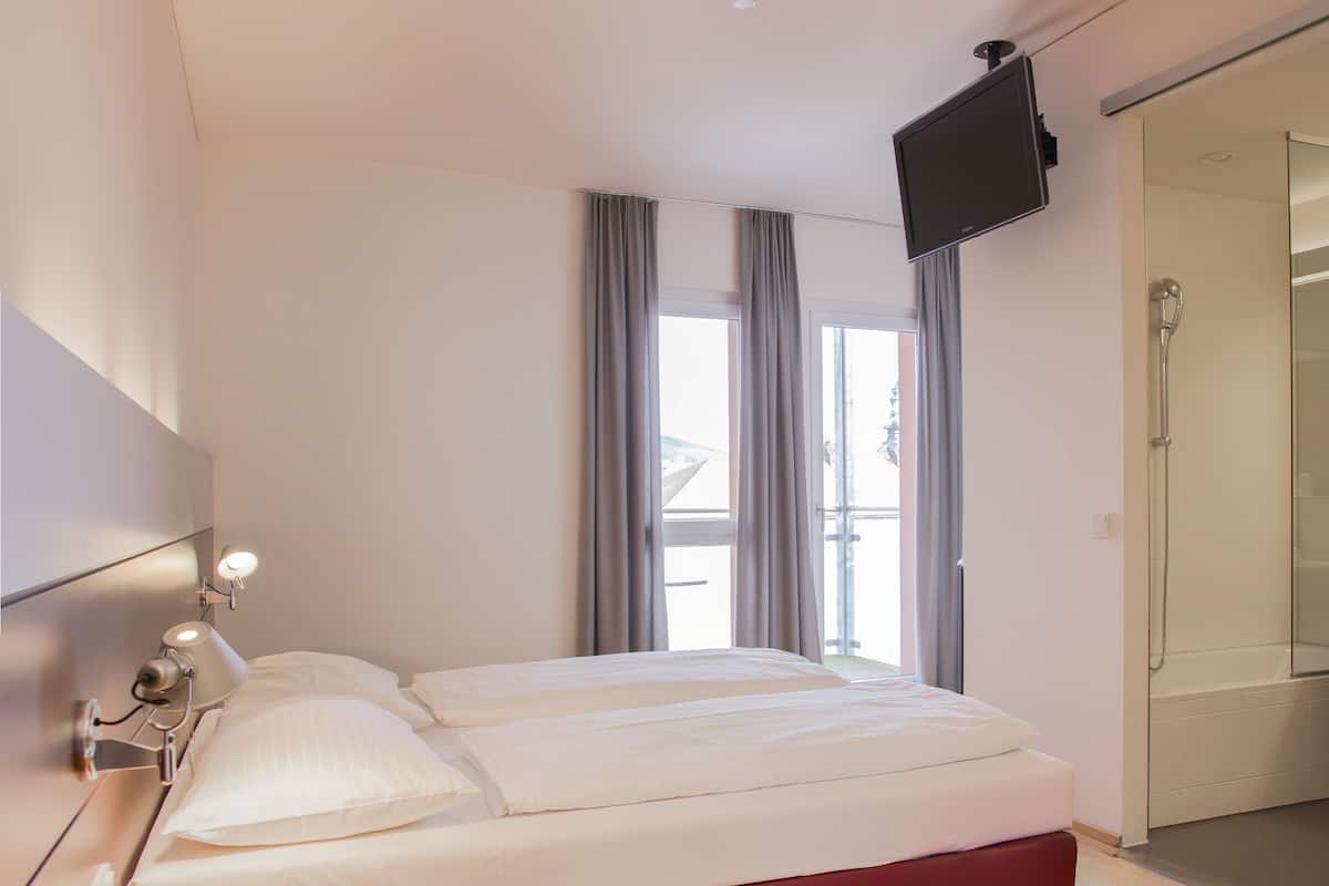 Premium Double Room | 1 bedroom, hypo-allergenic bedding, in-room safe, desk