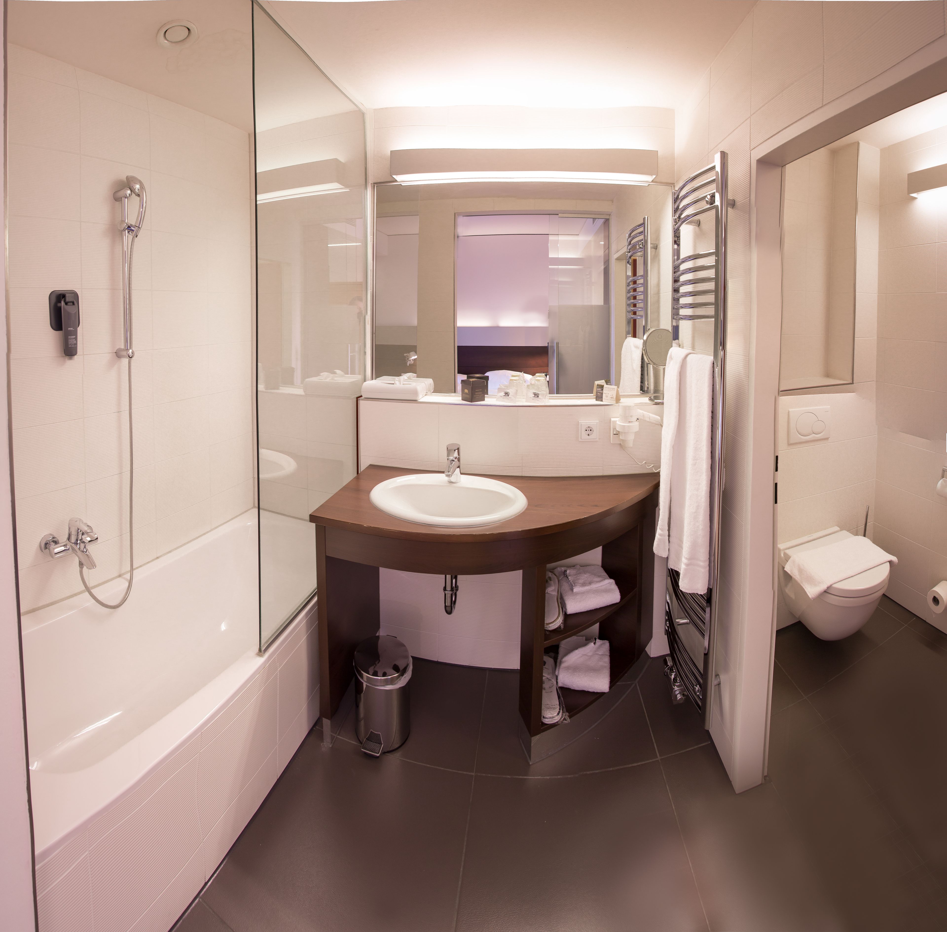 premium double room | bathroom | hair dryer, towels, soap, shampoo