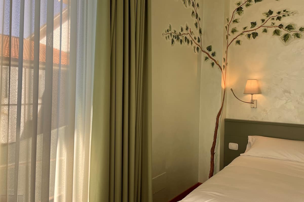 superior double or twin room | premium bedding, minibar, in-room safe, desk