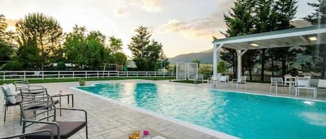 Outdoor pool, pool umbrellas