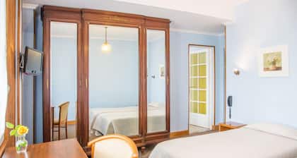 Hostellerie de la Roseraie