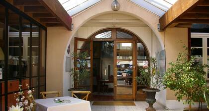 Hostellerie de la Roseraie