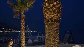 Nær stranden og 7 strandbarer