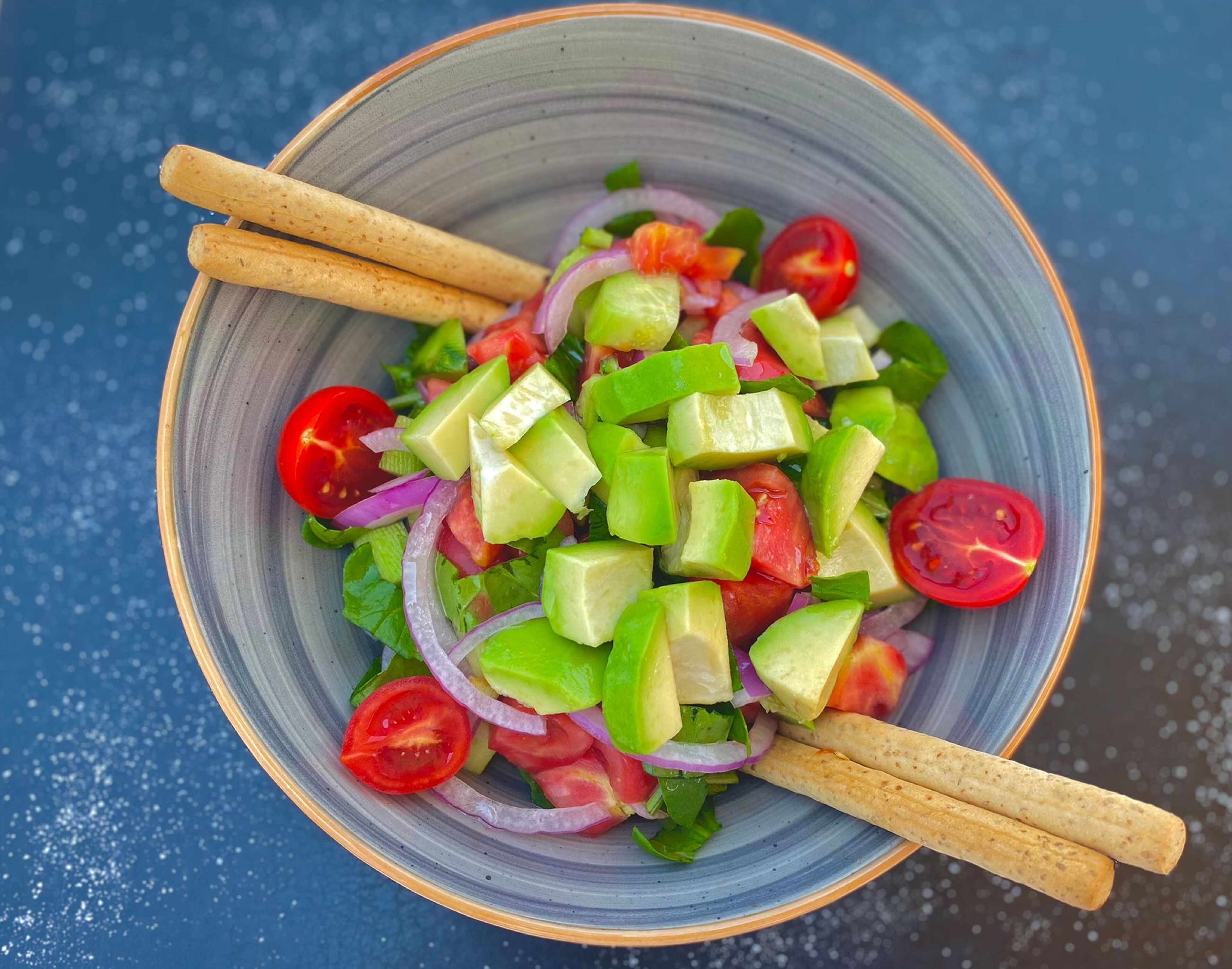 breakfast, lunch and dinner served