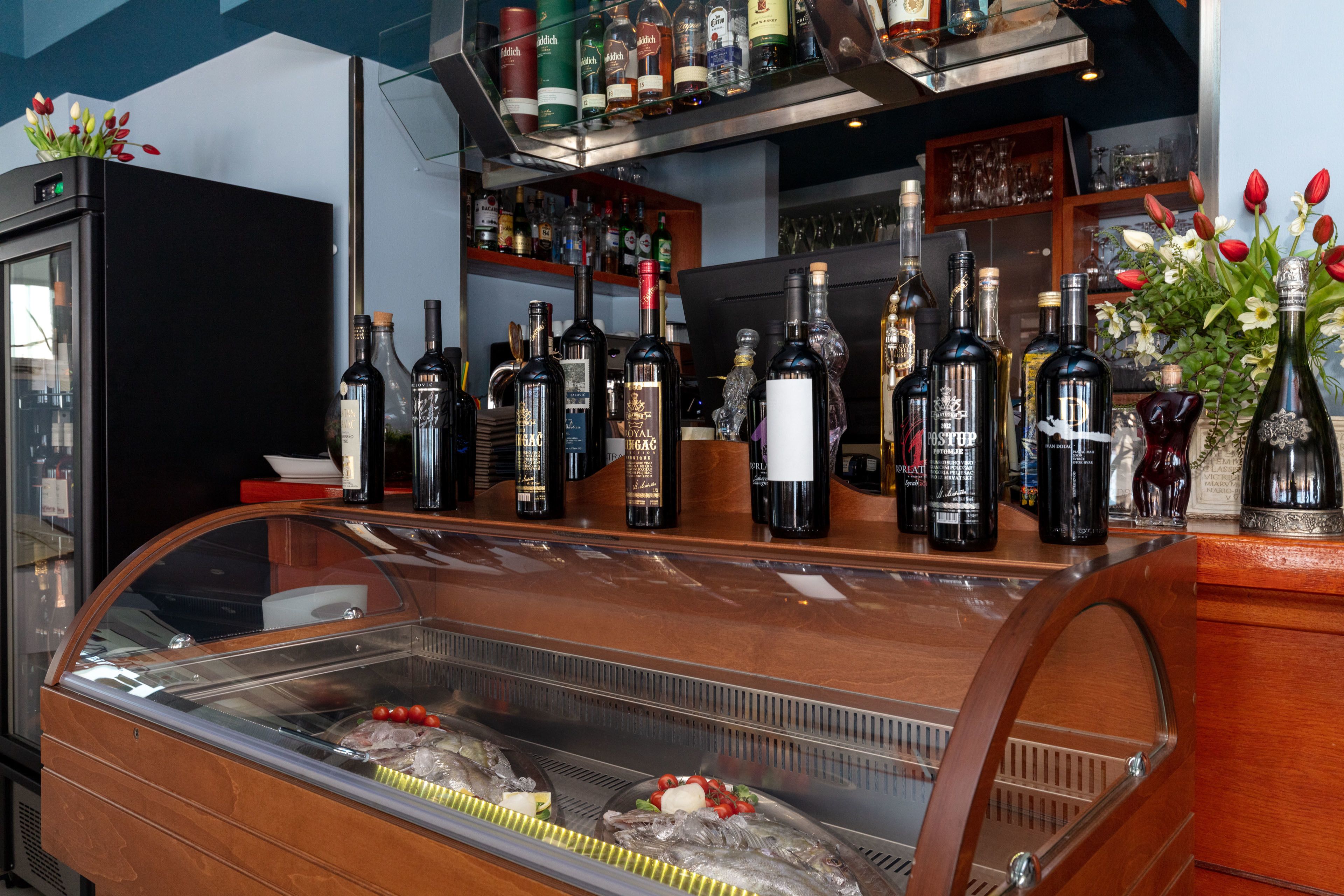 breakfast, lunch, dinner served; beach views