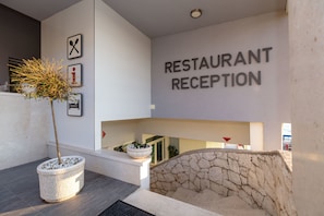 Property entrance - Pansion Amigos (Podstrana)
