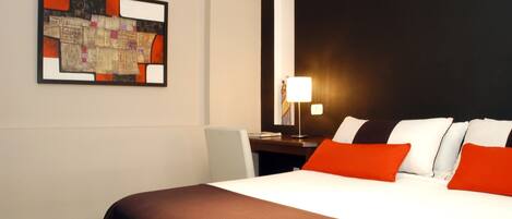 In-room safe, individually decorated, individually furnished, desk