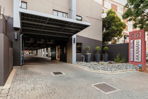 Entrada al alojamiento