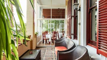 Terrace/patio
