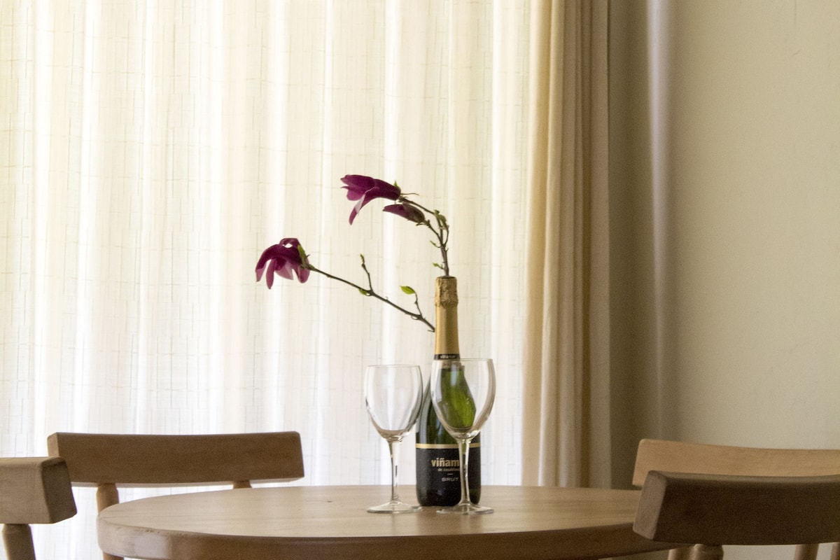 1 sovrum, sängtillbehör av högsta kvalitet och minibar