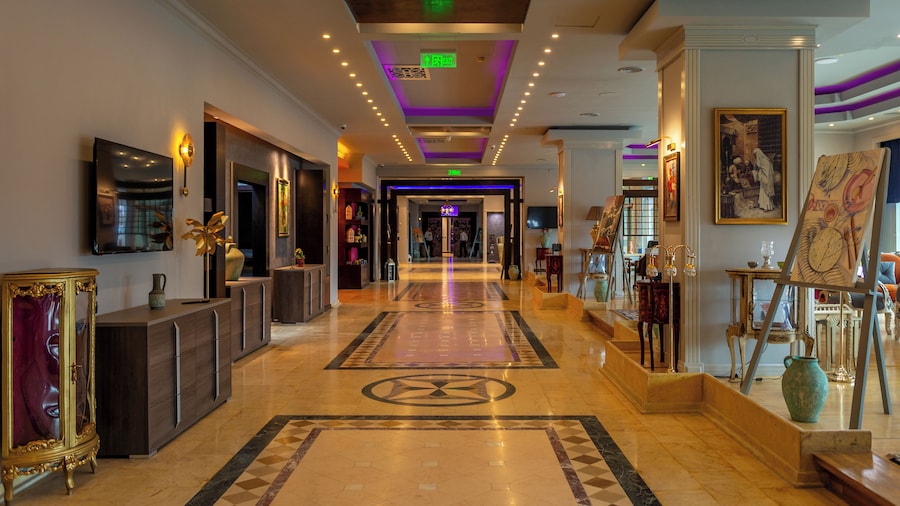 Hotel Phoenicia Express