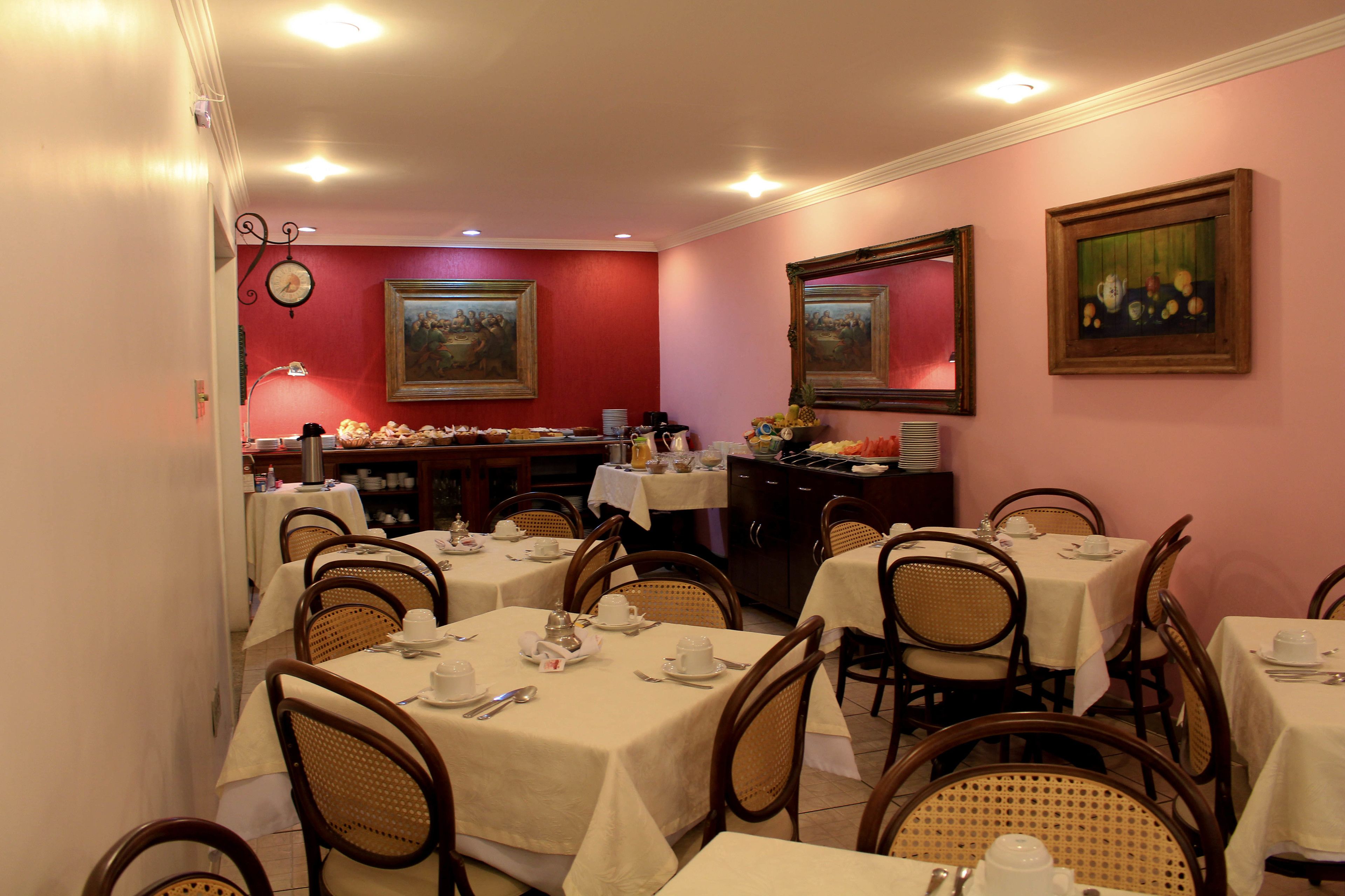 Café da manhã e jantar