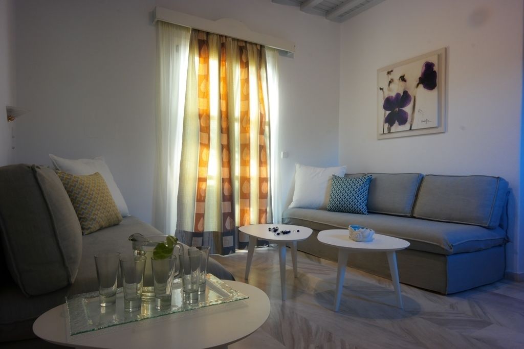 room, 1 bedroom | in-room safe, desk, iron/ironing board, free wifi