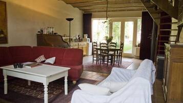 Standard Double Room | Living area | Fireplace, iPod dock