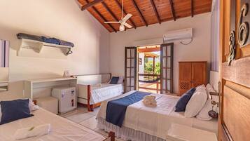 1 habitación, minibar, wifi gratis y ropa de cama