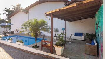 Piscina externa
