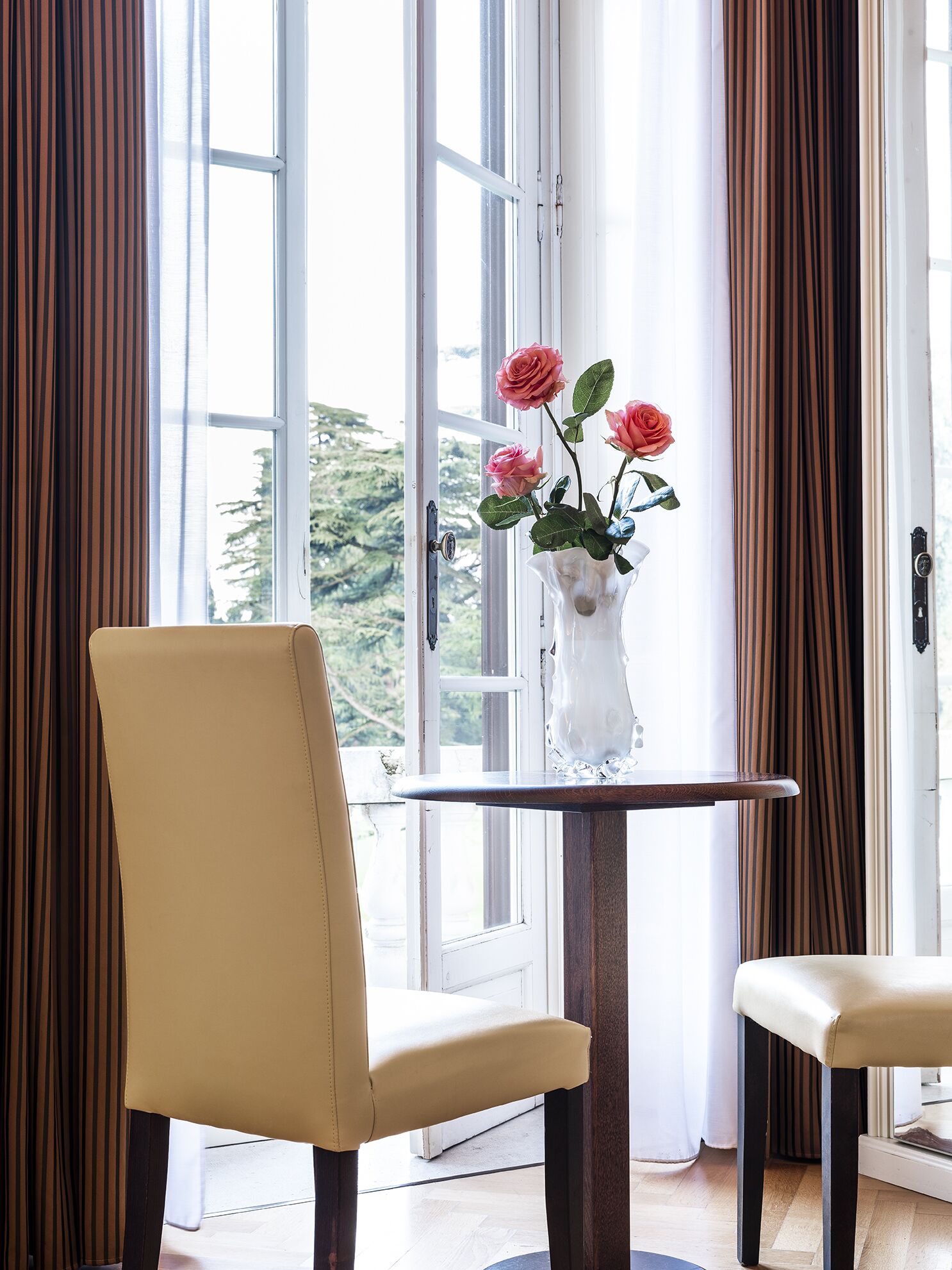 Premium bedding, in-room safe, desk, free WiFi