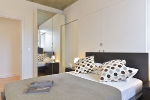 1 bedroom, individually decorated, individually furnished, desk - Bridge Apartments (London)