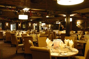 Breakfast and dinner served - Claremont Hotel (Blackpool)