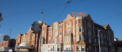 Facciata della struttura