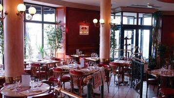 Breakfast, lunch, dinner served; French cuisine