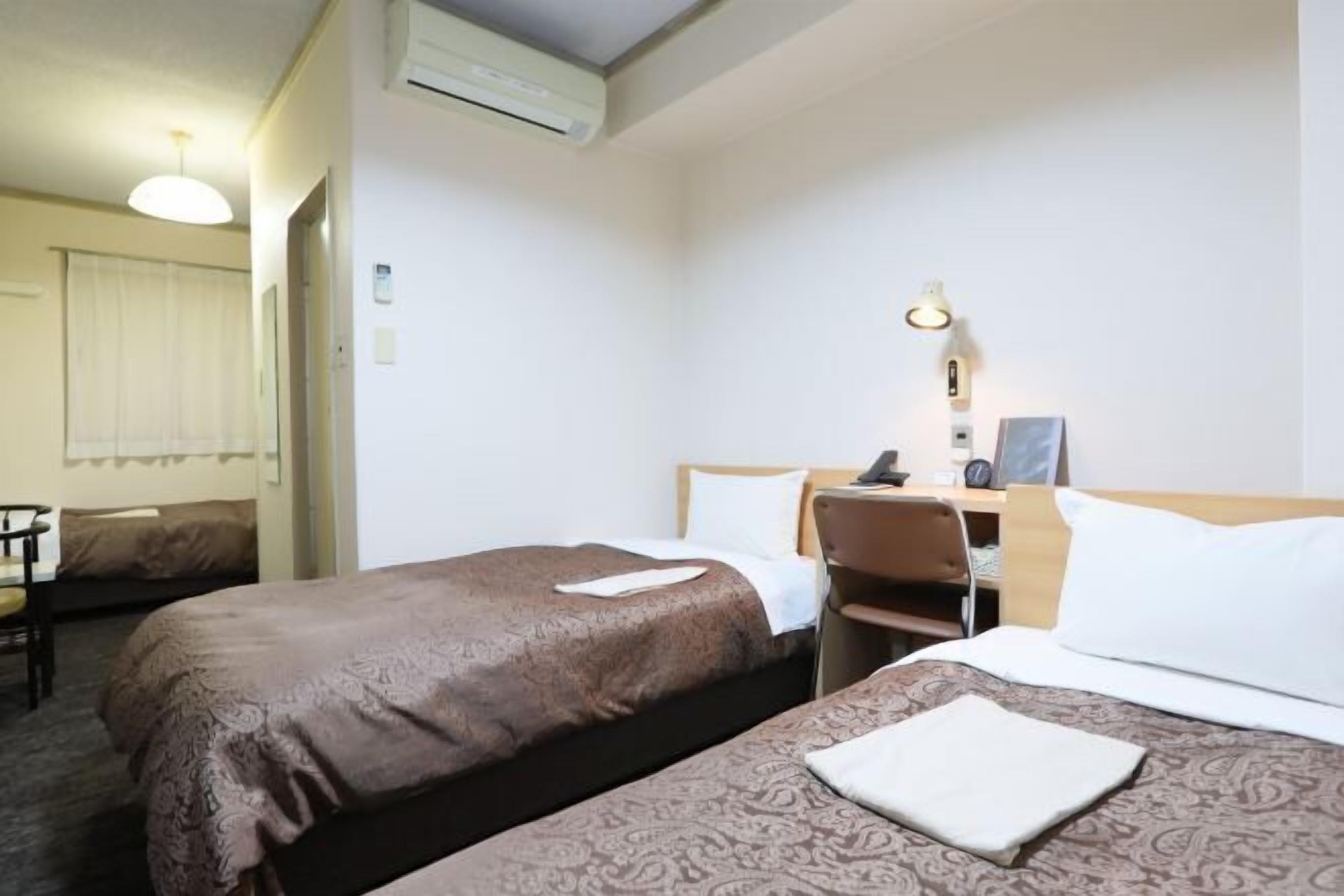 高級寢具、書桌、遮光布/窗簾、隔音