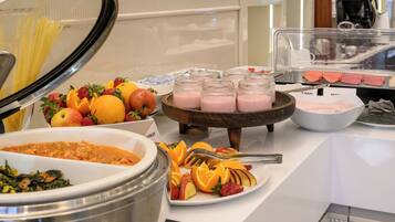 Dagelijks ontbijtbuffet (TRY 525 per persoon)