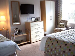 Double Room, Ensuite - South Lodge (Bridlington)