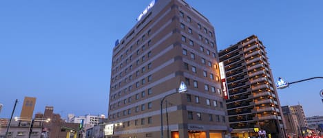 Front of property – evening/night