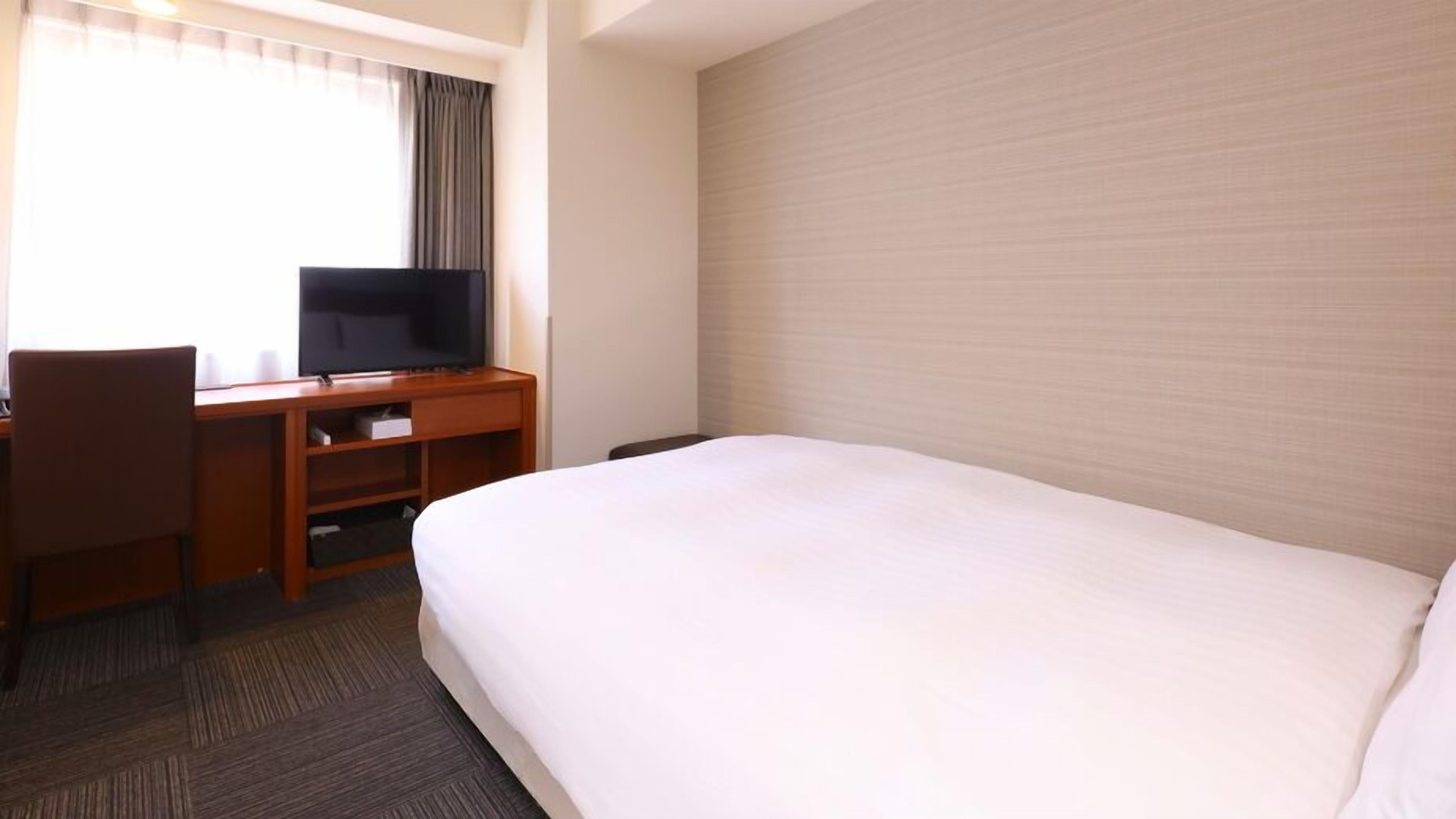 Down comforters, desk, soundproofing, iron/ironing board