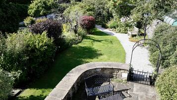 Deluxe Suite, Ensuite (The Garden Suite) | View from property