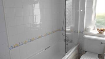 Single Room, Ensuite (1st Floor Rear) | Bathroom