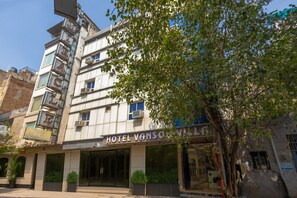 Façana frontal de l'allotjament