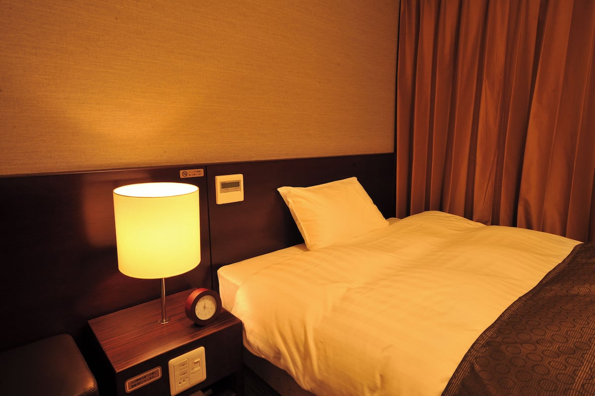 run of the house | 1 bedroom, premium bedding, down duvets, desk