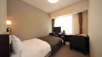 Premium bedding, down duvets, desk, laptop workspace