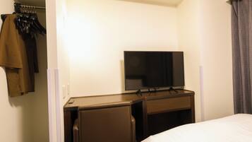 Premium bedding, down duvets, desk, laptop workspace