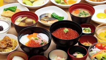 Daily buffet breakfast for a fee