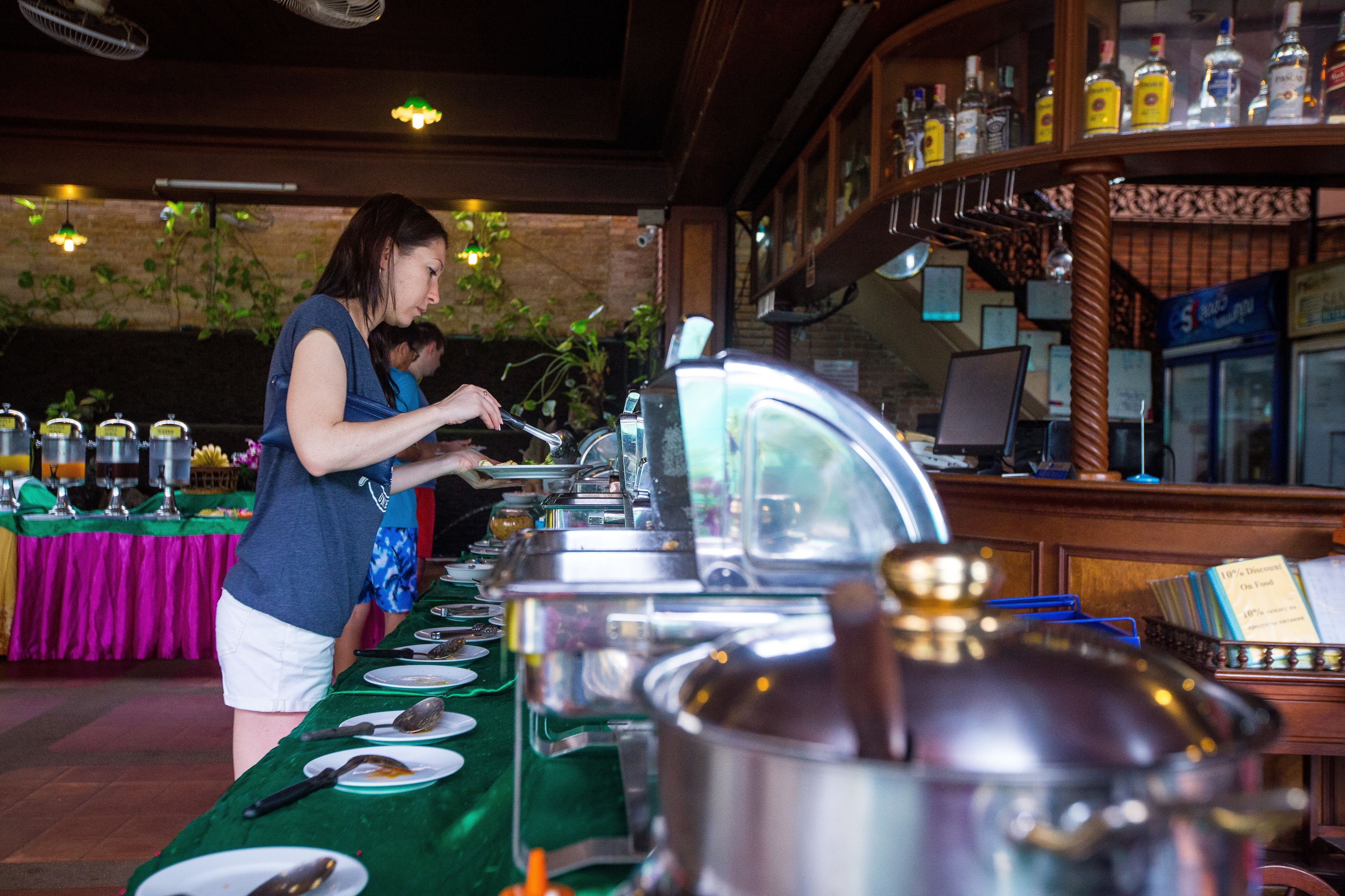 breakfast, lunch, dinner served; thai cuisine