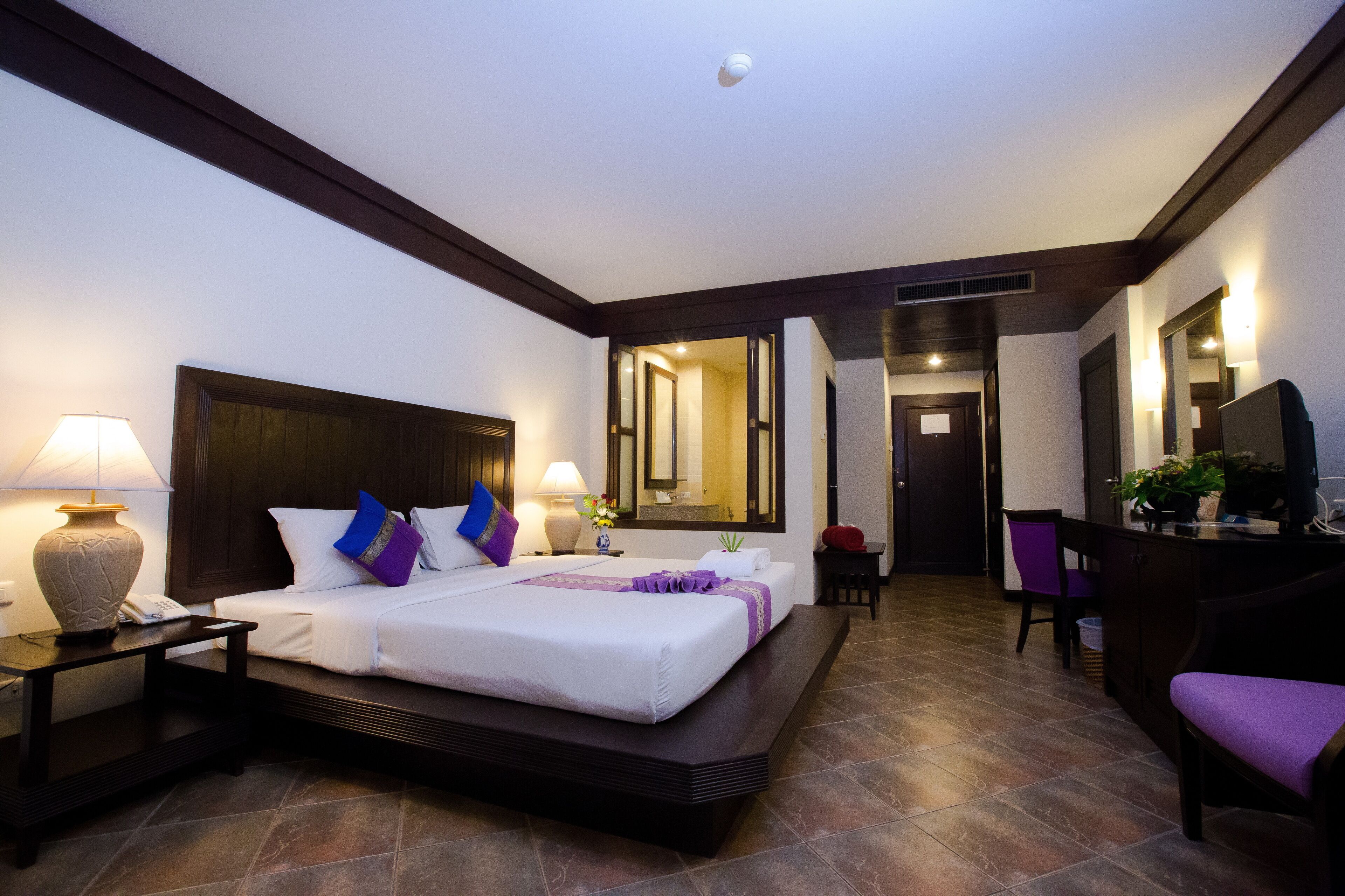 1 bedroom, minibar, in-room safe, desk