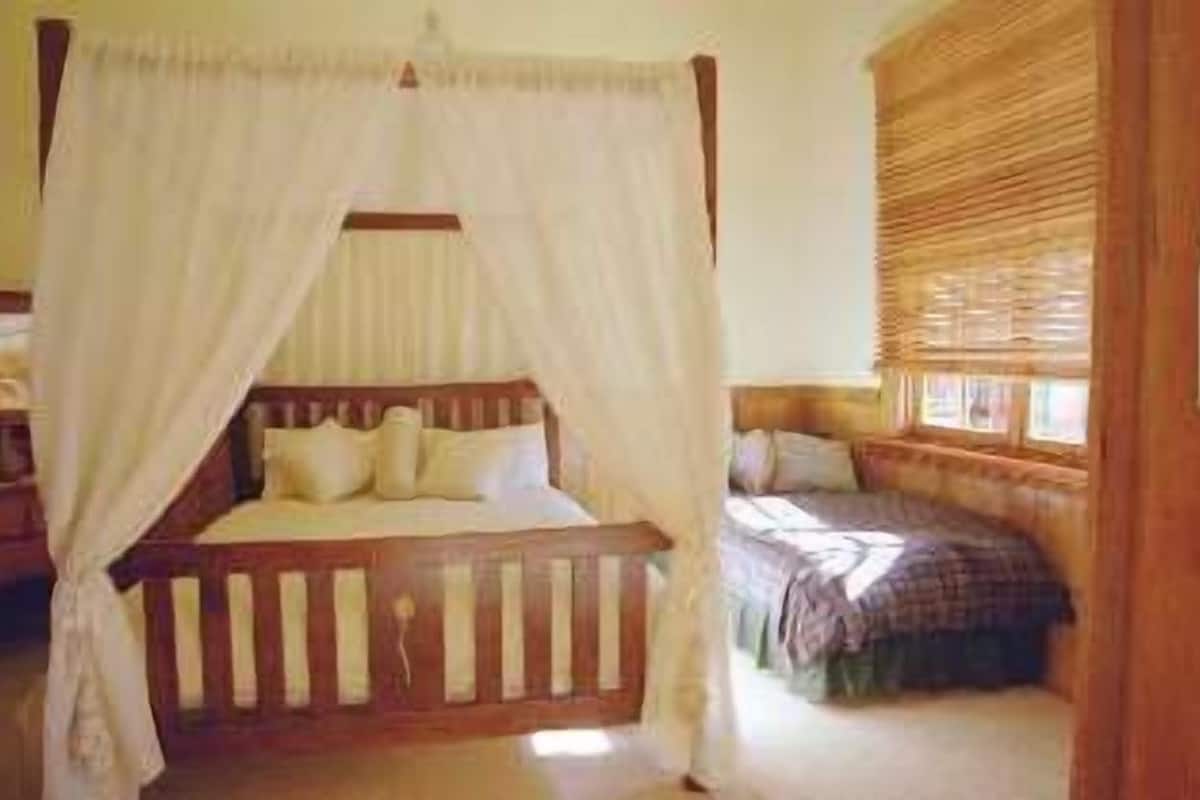 Suite | 1 bedroom, premium bedding, down duvets, Select Comfort beds