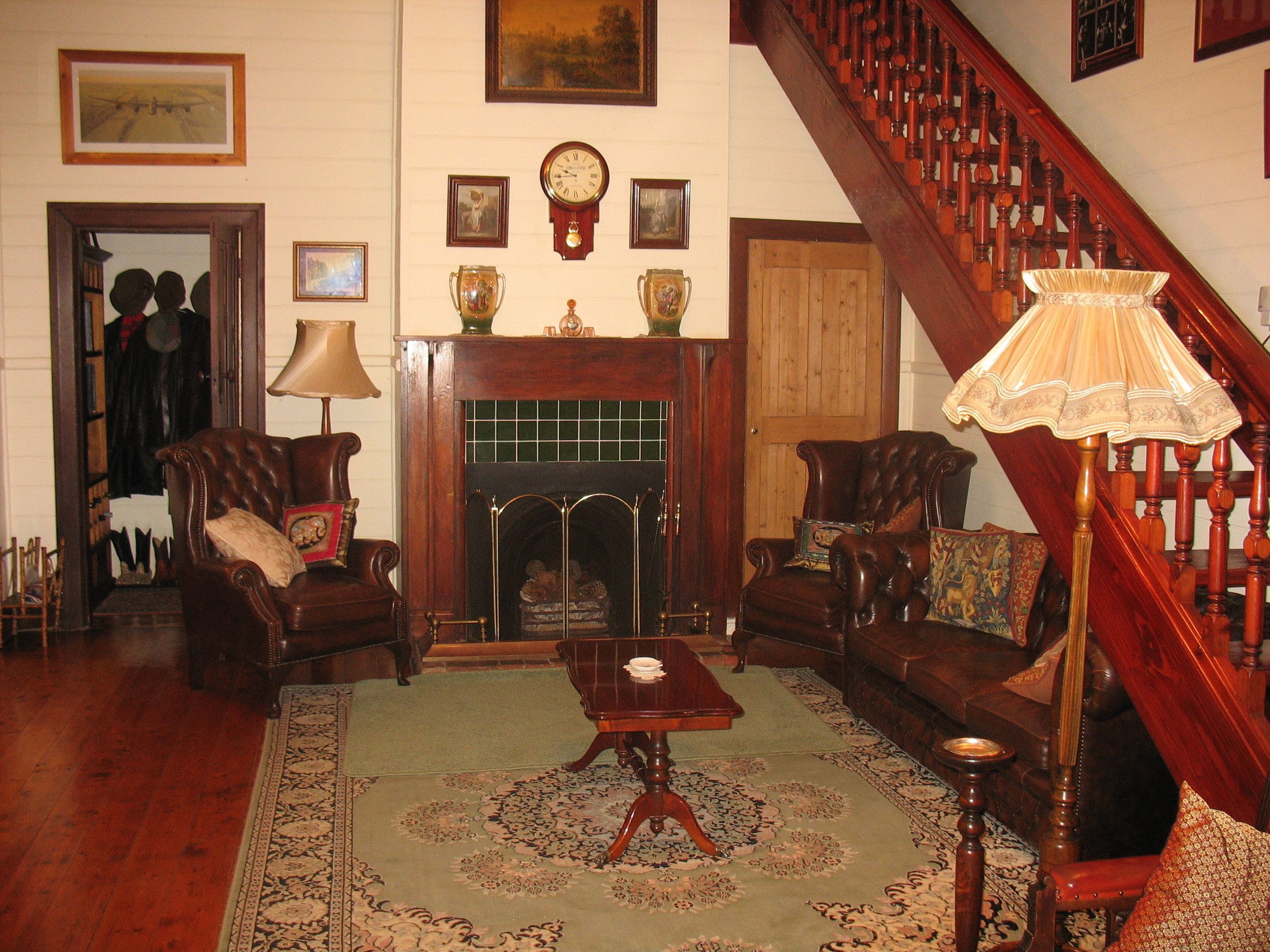 Lobby-lounge